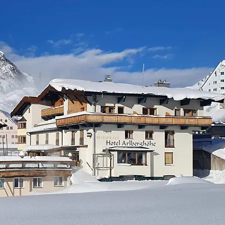 Arlberghoehe ゲストハウス サンクト・クリストフ・アム・アールベルク
